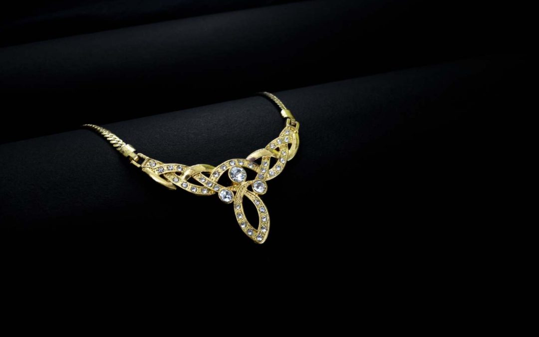 Gold vs Silver Jewellery: Guide from Jewellers to Finding Your Ideal Style